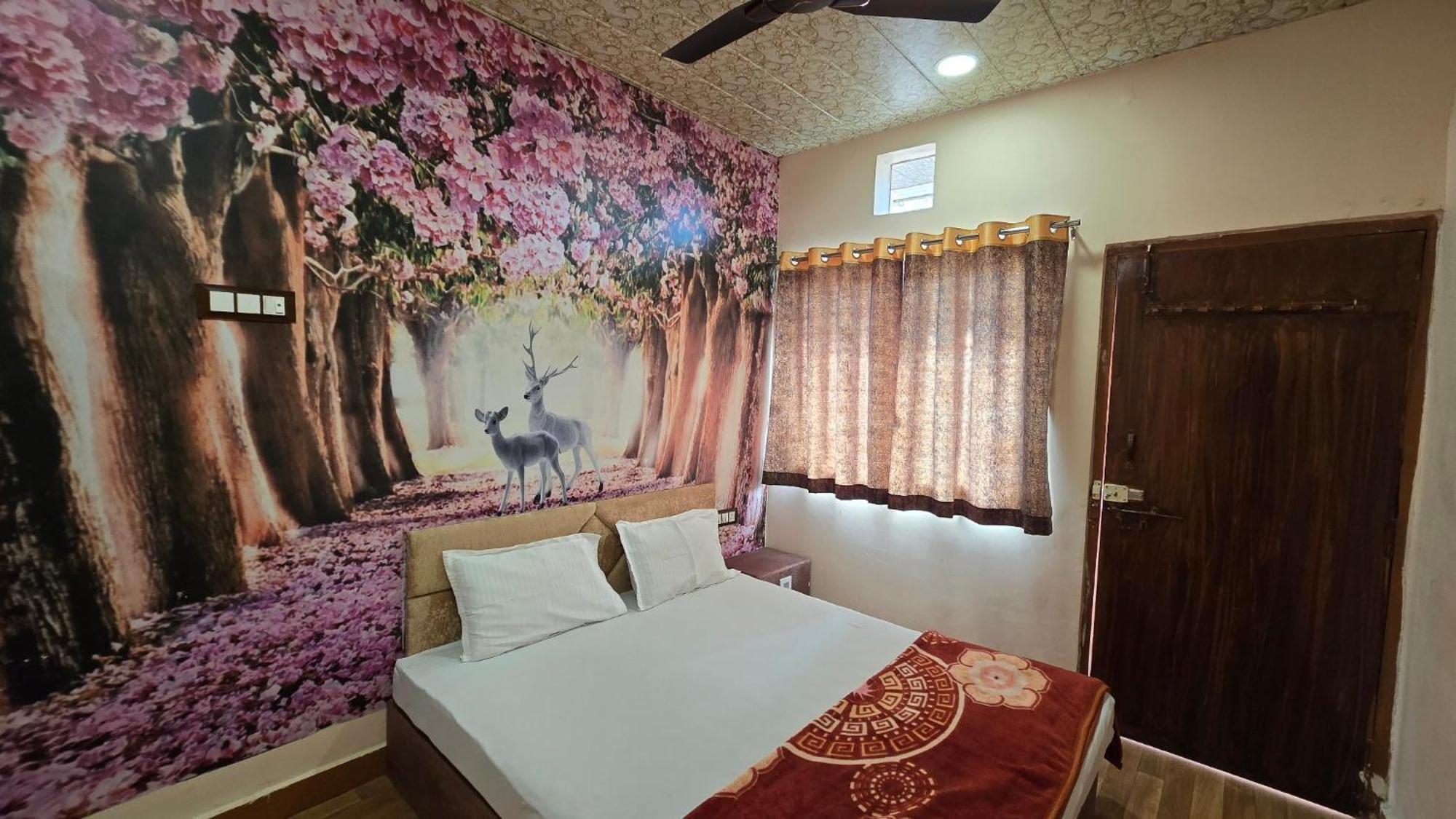 Hotel Maheshwari Green'S Ujaim Exterior foto