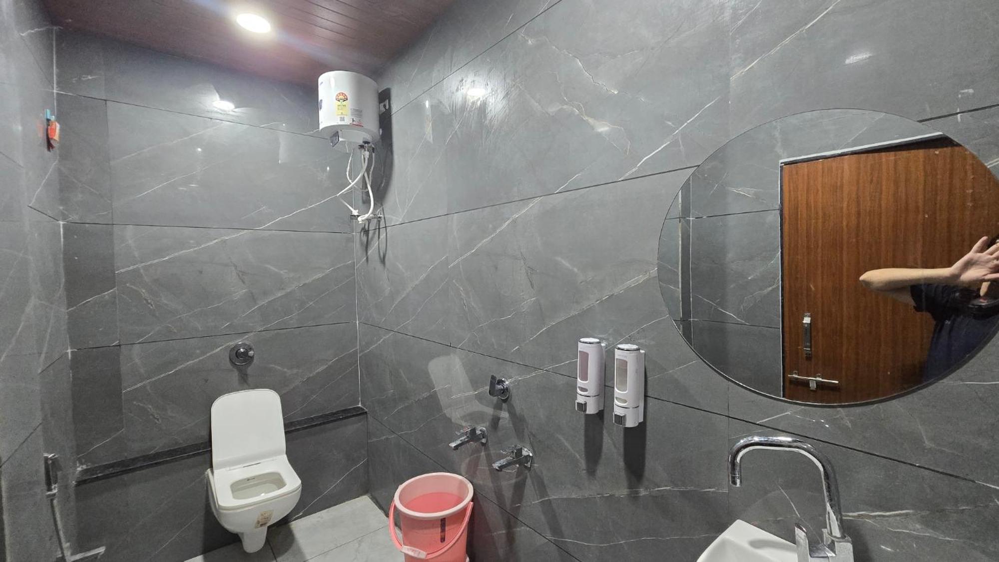 Hotel Maheshwari Green'S Ujaim Exterior foto