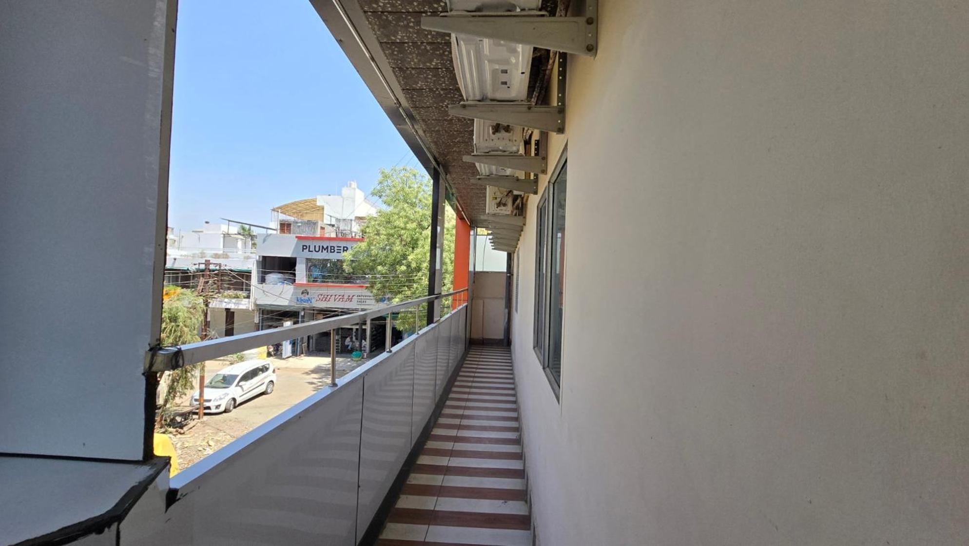 Hotel Maheshwari Green'S Ujaim Exterior foto