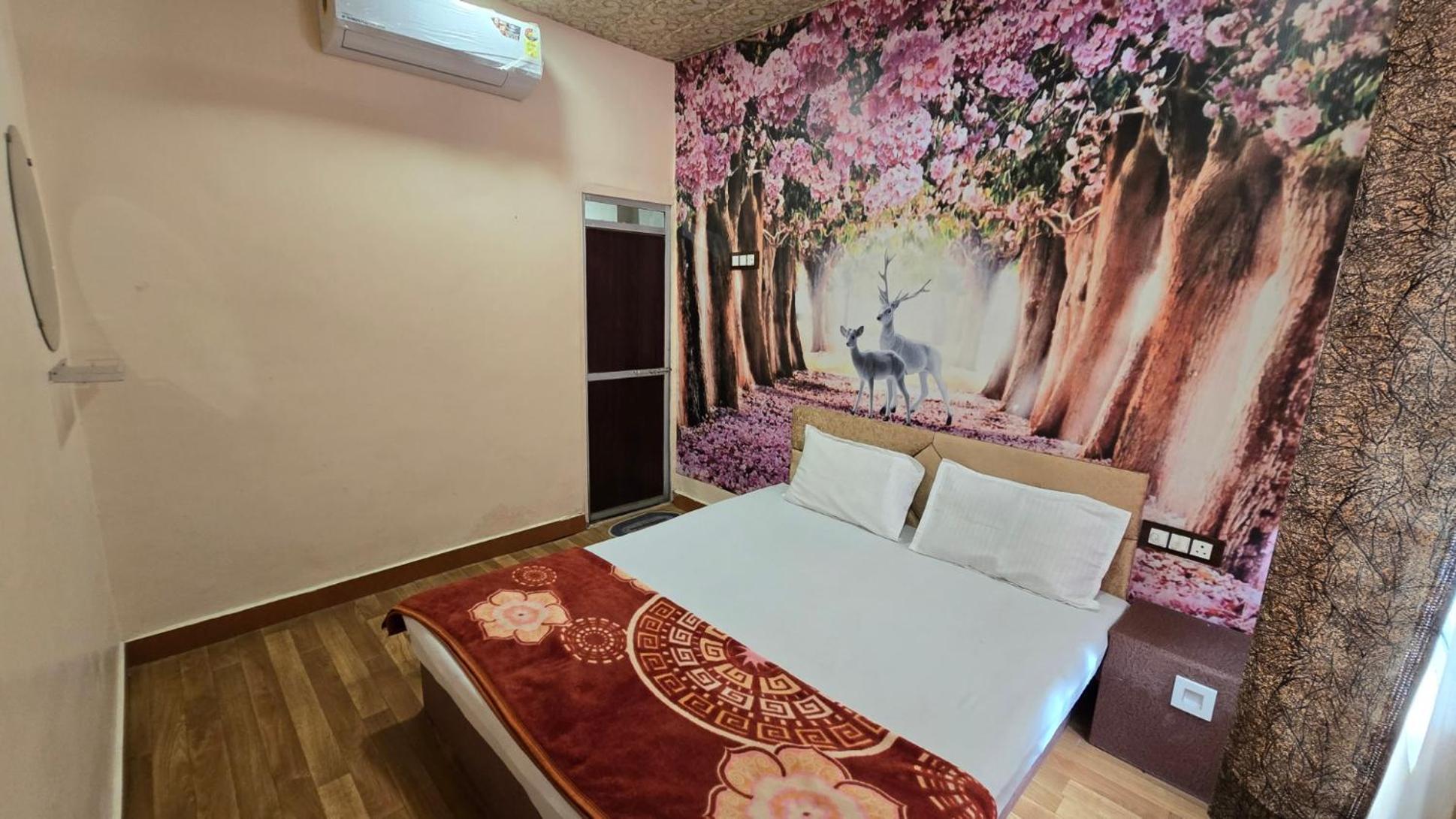 Hotel Maheshwari Green'S Ujaim Exterior foto